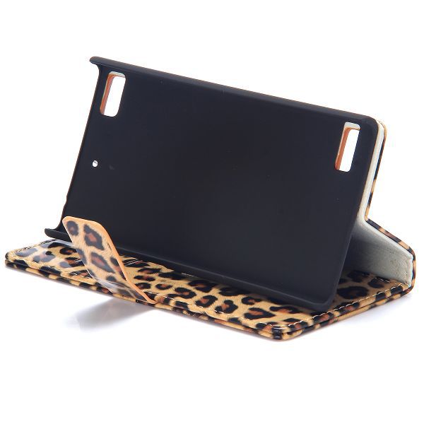 Läderfodral med kortplats leopard brun, BlackBerry Z3