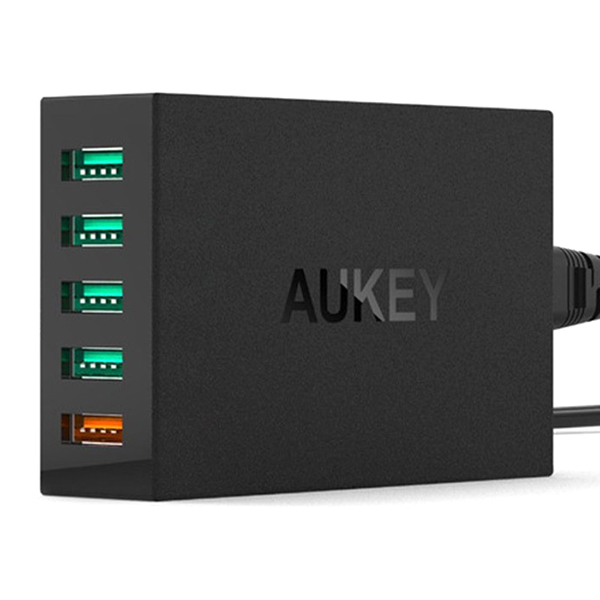 Aukey PA-T1 Quick Charge 2.0 5xUSB, laddningsstation