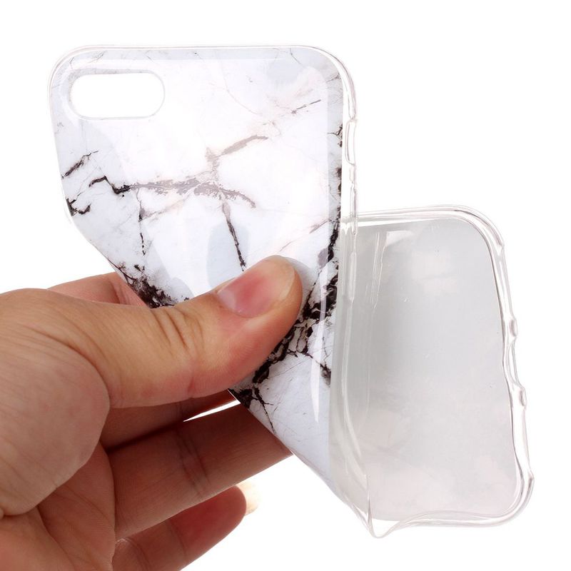 Ultratunt TPU skal till iPhone 7/8, svart/vit marble