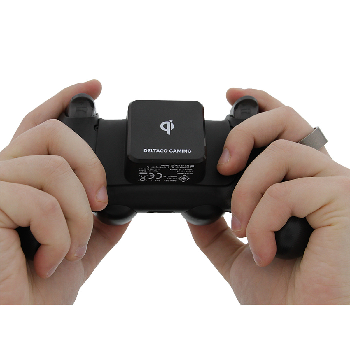 DELTACO GAMING trådlös Qi-receiver till PS4 handkontrollers, svart