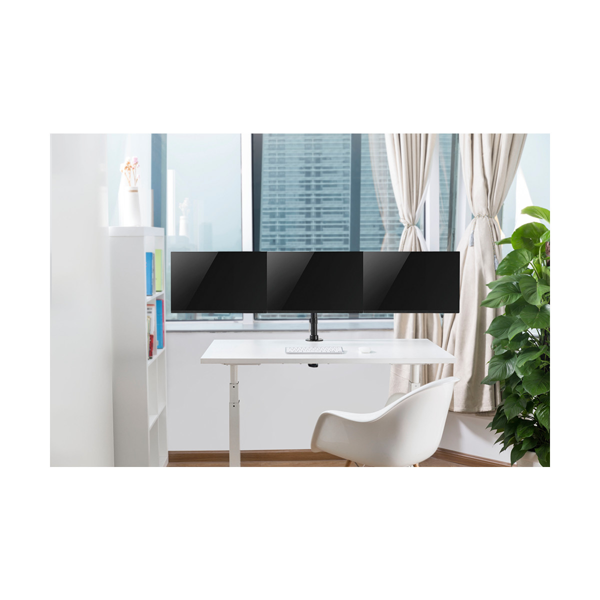 DELTACO Office, Tripple desk, 13-27 tum, 8kg, 75x75-100x100