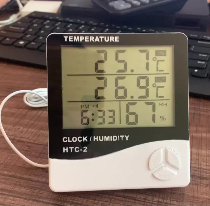 Digital termometer med inbyggd hygrometer, LCD-skärm