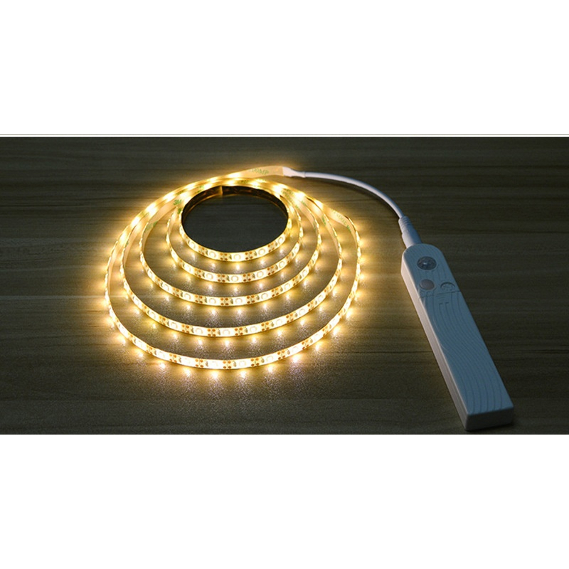 LED-slinga med rörelsedetektor och 4 lägen, 2.4W, 2m