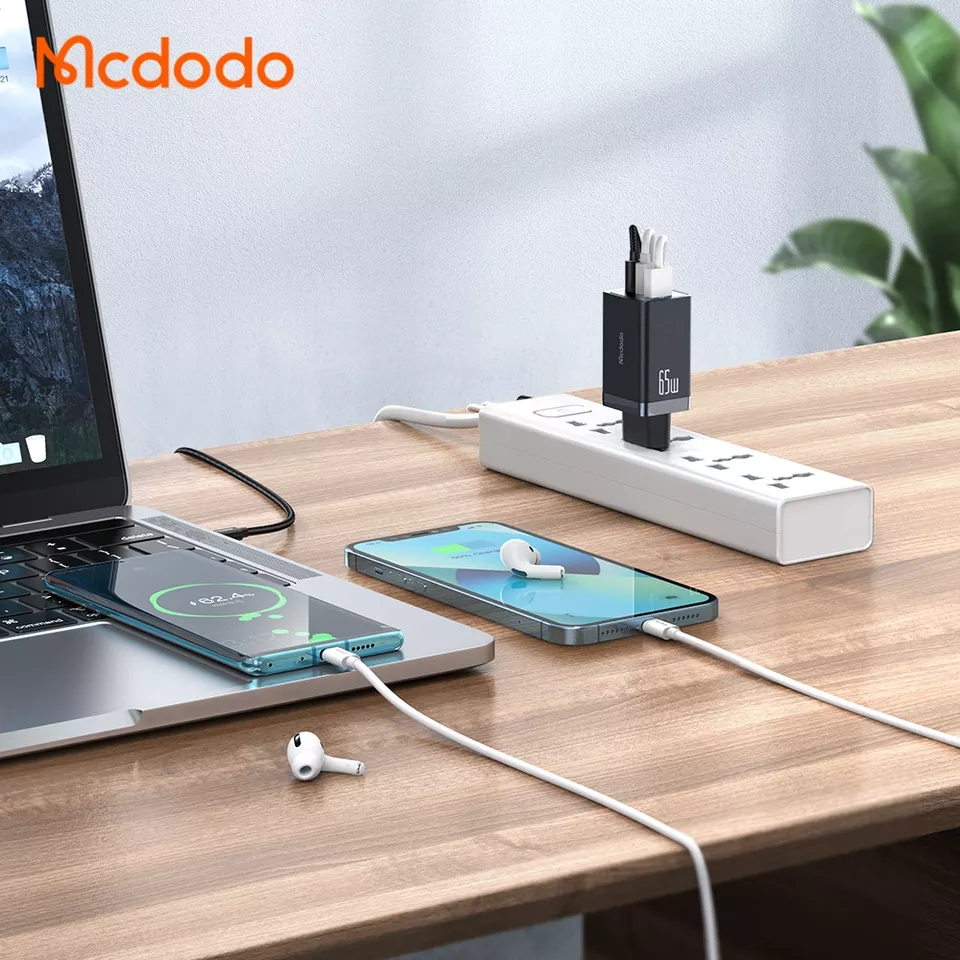 McDodo CH-1542 GaN 5 Pro väggladdade med USB-C kabel, 65W