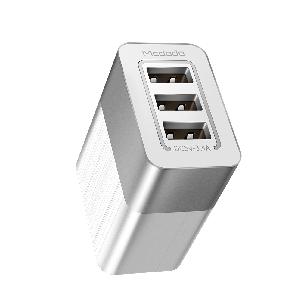 McDodo CH-5340 Universal Reseadapter US/UK/EU-plug, 3xUSB, 3.4A