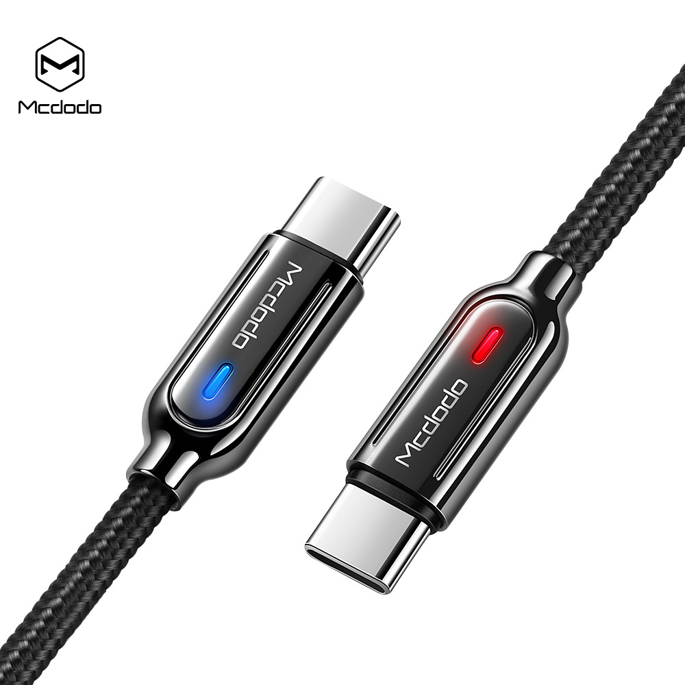 McDodo CA-6191 USB-C kabel med LED, Auto Disconnect, 1.5m, svart