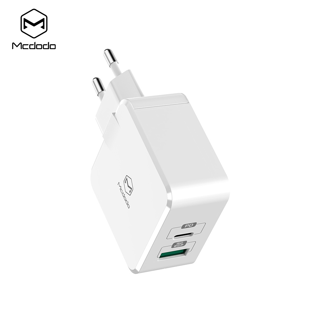 McDodo CH 6920 Dual Väggladdare, QC3.0, 30W, USB C, vit McDodo CH 6920 Dual Väggladdare, QC3.0, 30W, USB C, vit