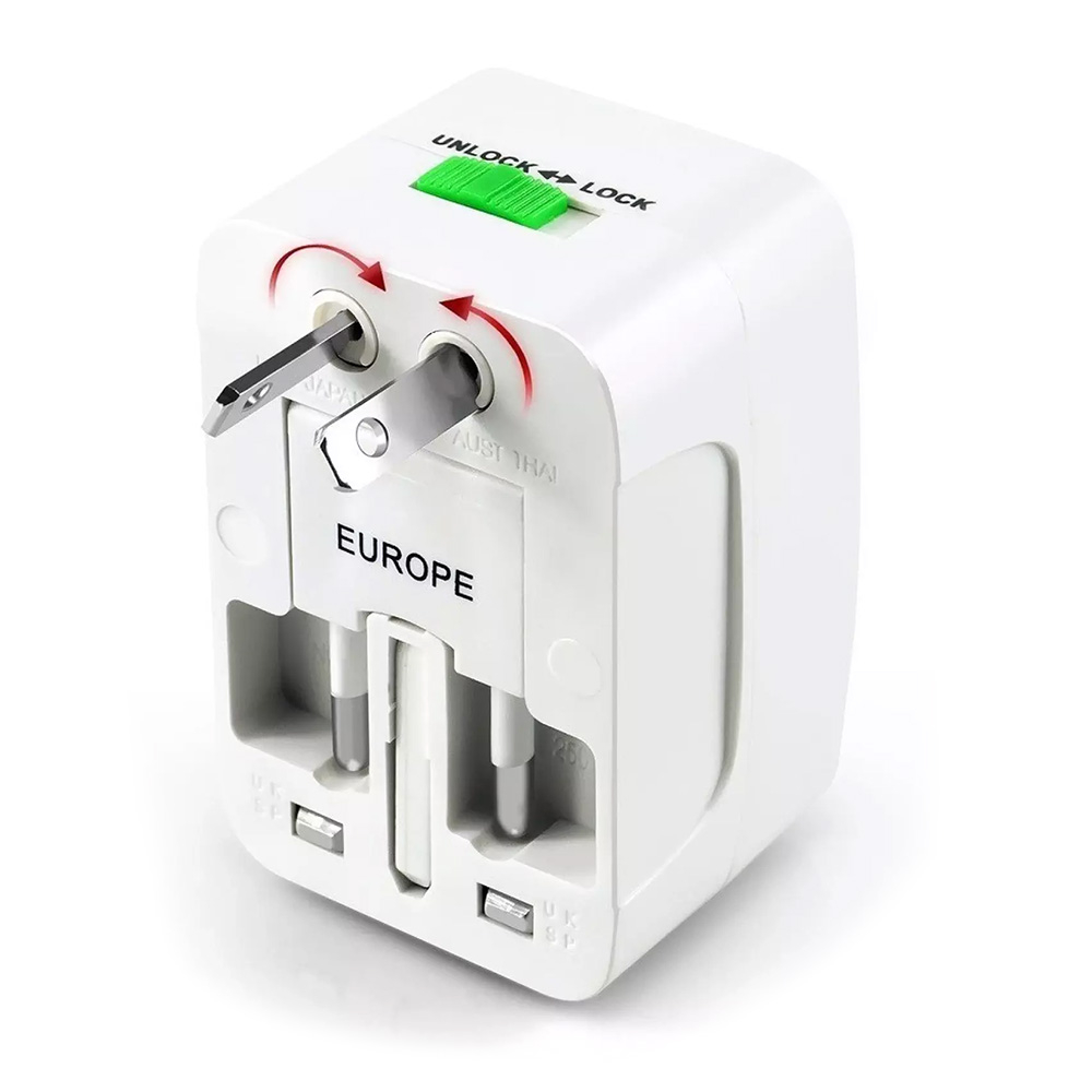 Reseadapter Universalkontakt + 2 USB-portar
